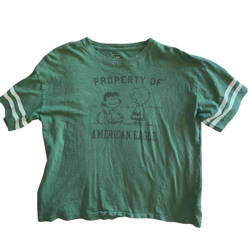 American Eagle Short Sleeve green tee with snoopy graphic T-Shirt Size small